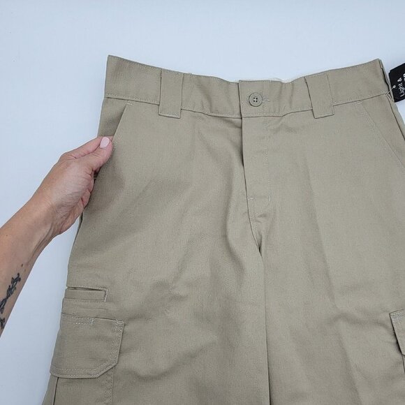 Dickies Flex Cargo Shorts Mens 30 Relaxed Fit Beige Khaki Pockets Twill Workwear - Picture 3 of 16